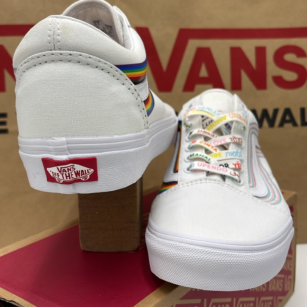 Vans WMNS White Sneakers with Rainbow Stripe Old Skool
(Pride) White/True White - Picture 9 of 16